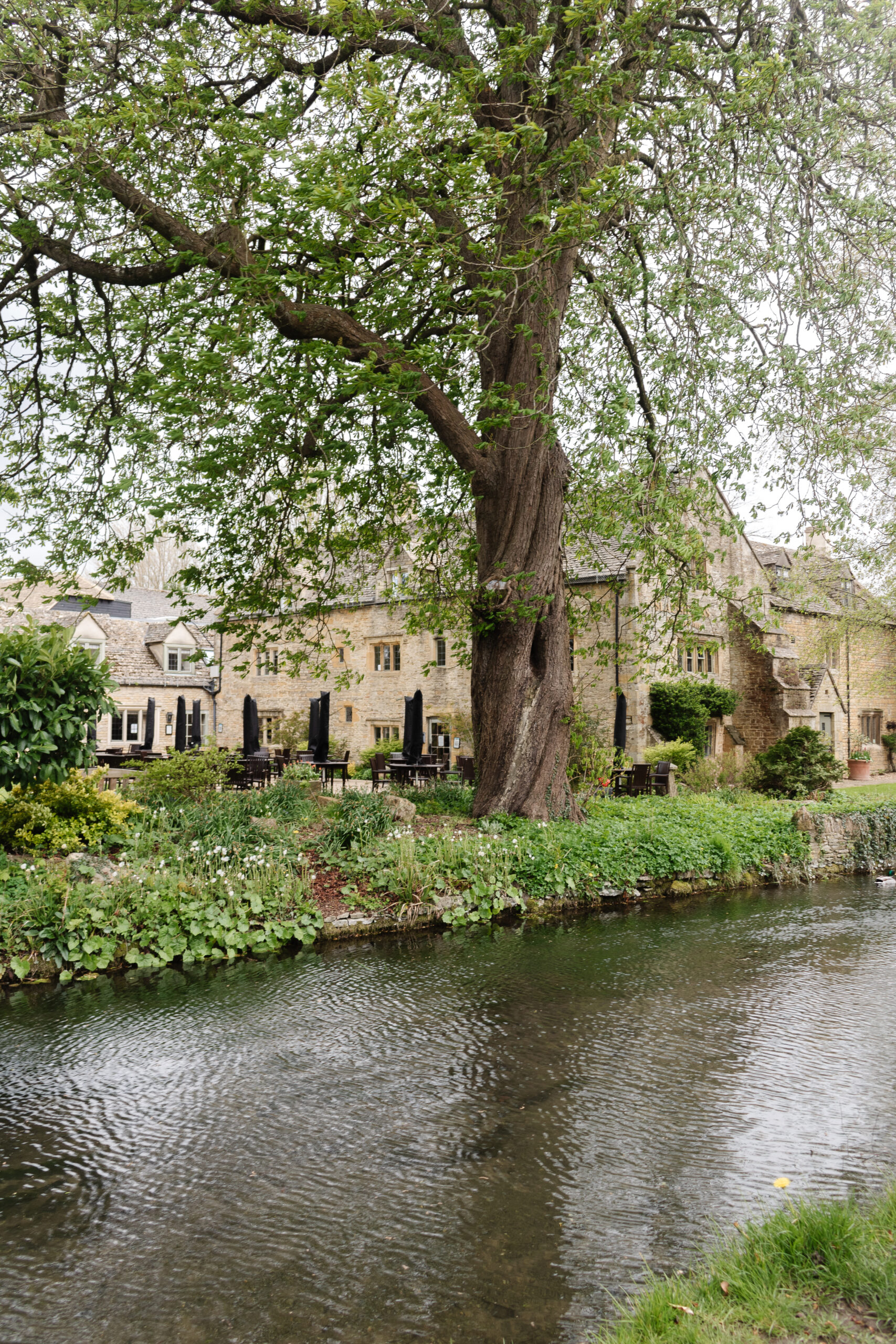 an edited lifestyle travel must-visit villages in the cotswolds