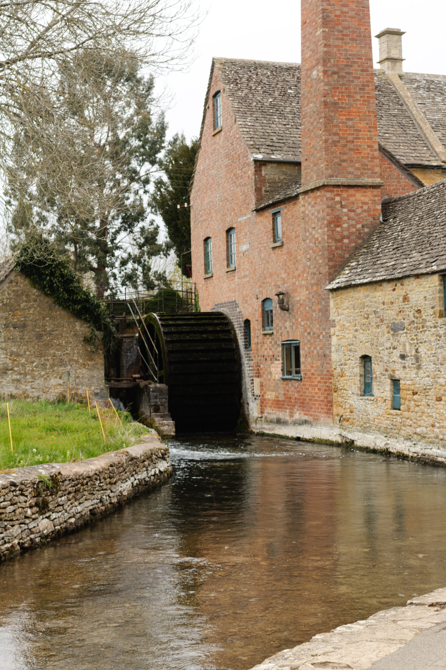 an edited lifestyle travel must-visit villages in the cotswolds