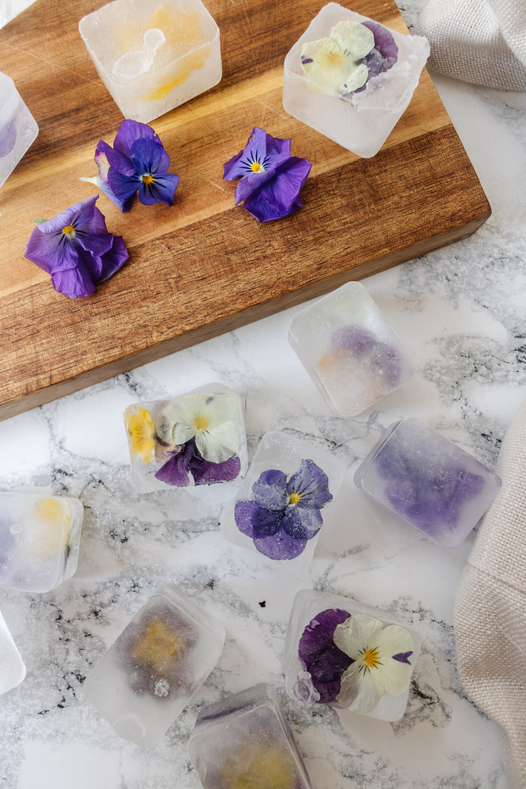 an edited lifestyle recipe diy floral ice cubes