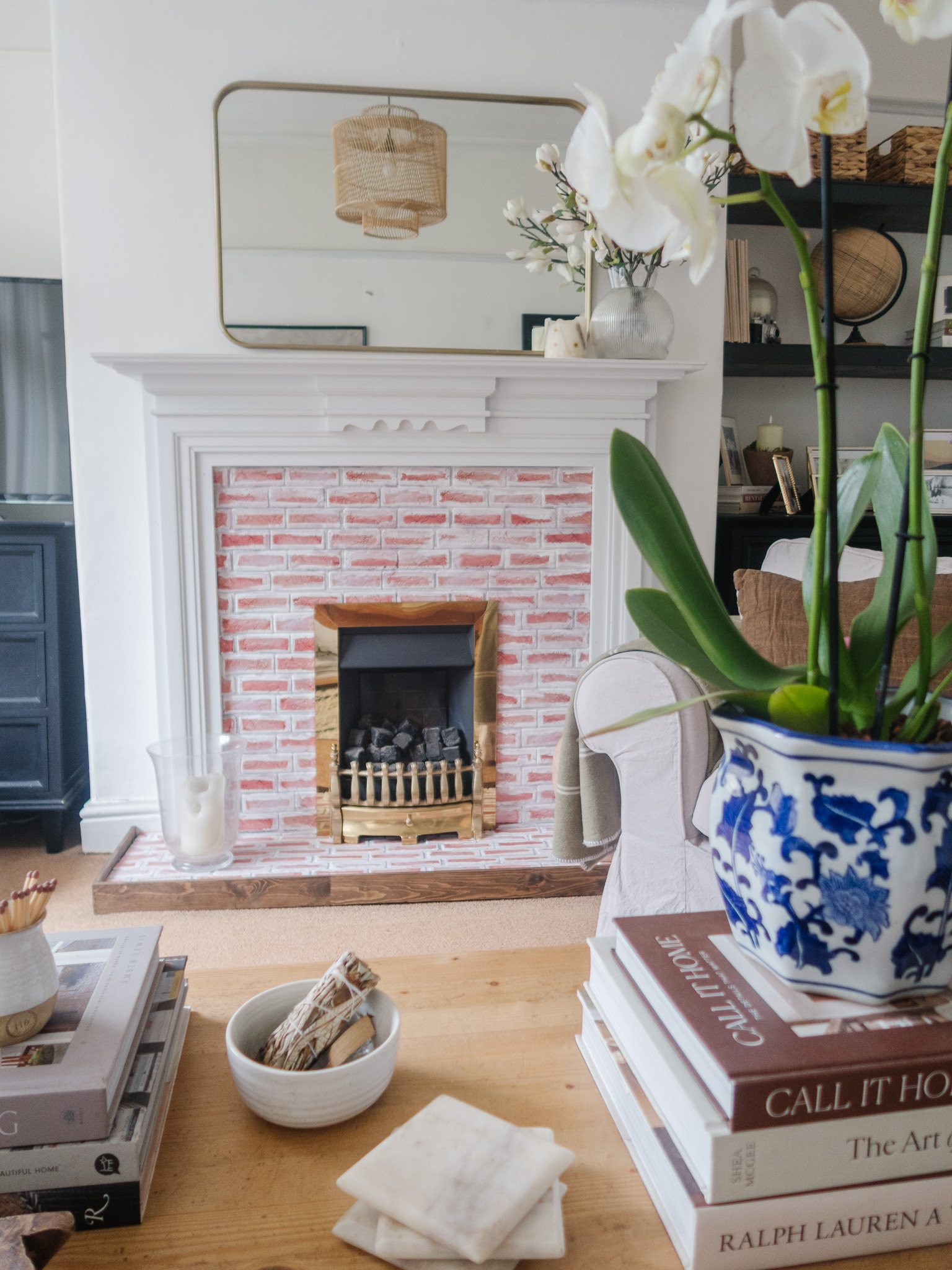 DIY Renter Friendly Fireplace Makeover