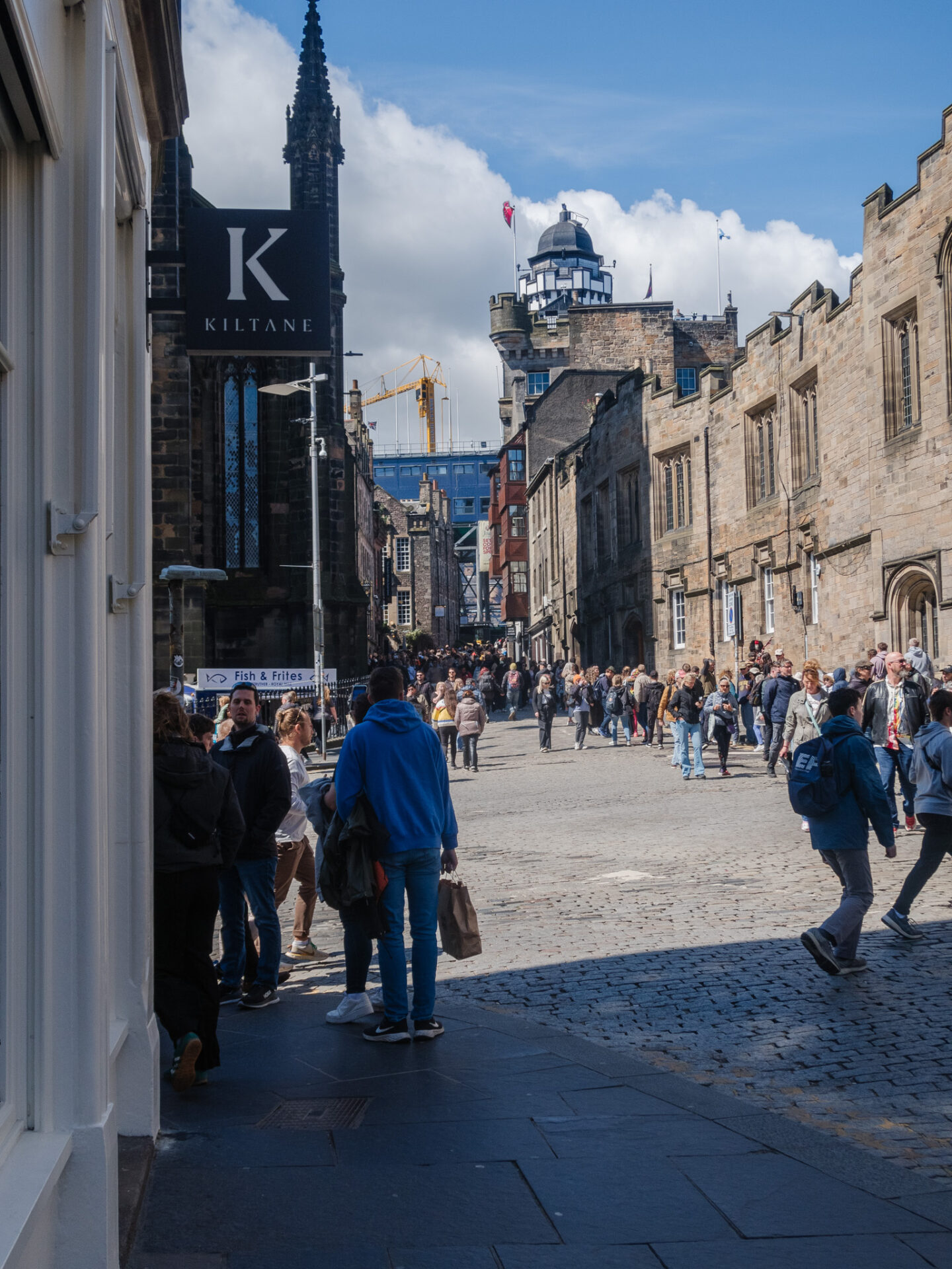 an edited lifestyle travel Edinburgh city guide